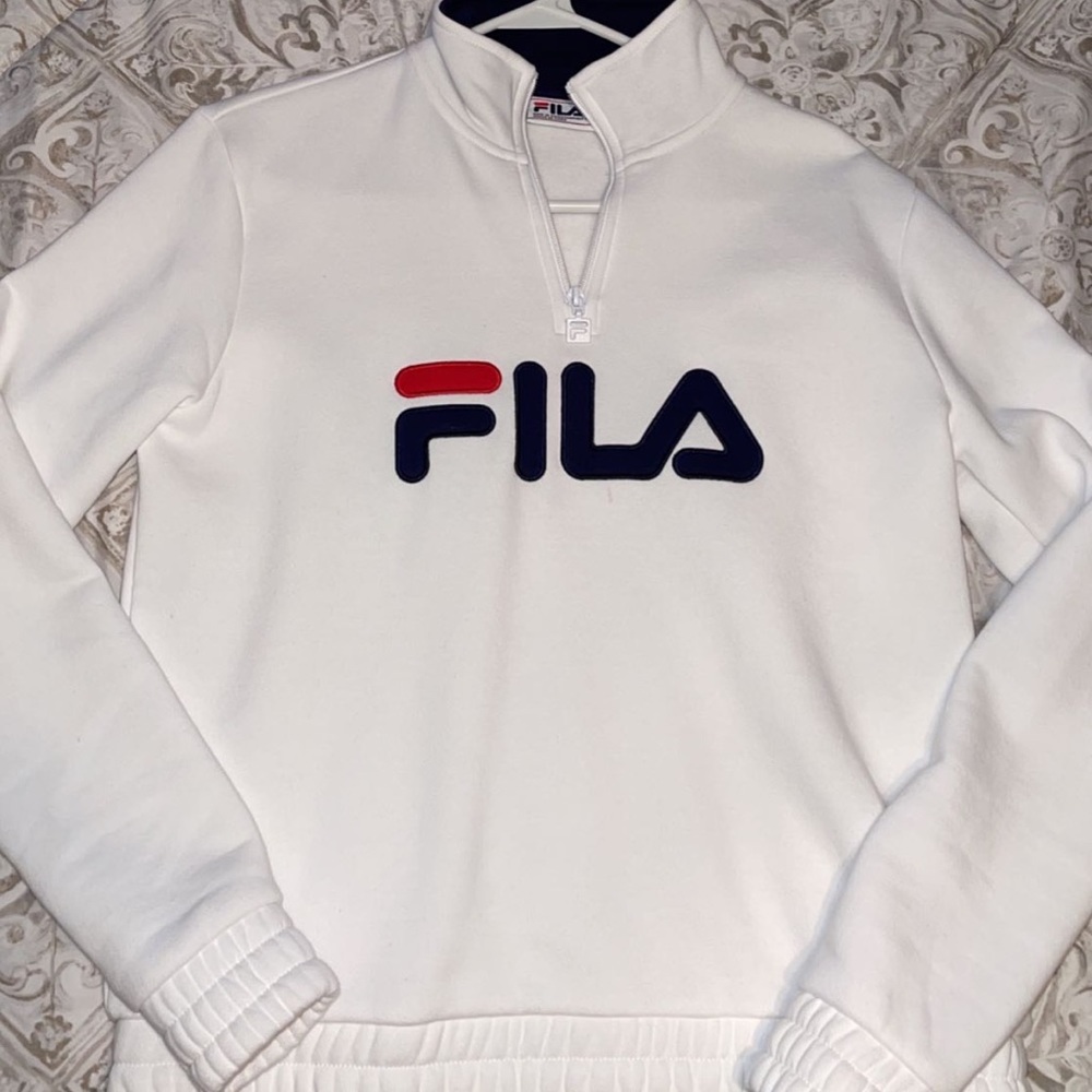 Fila sweater size S